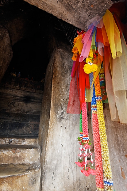 16-Prasat Sikhoraphum-024